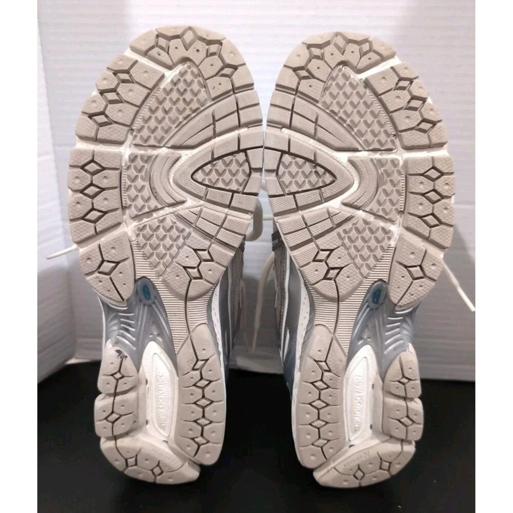 New Balance product euc